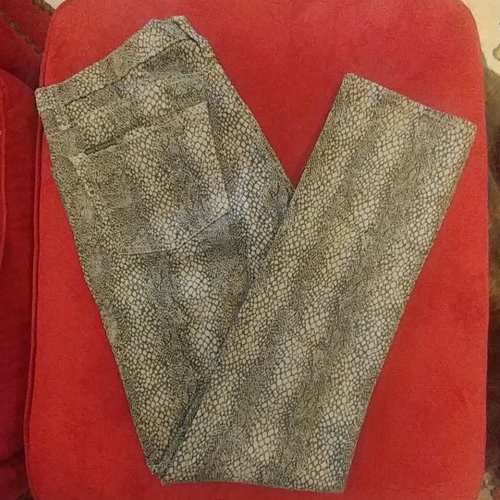 Rock & Republic python stretch skinny pants